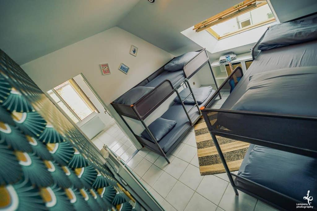 Maison Piscine Interieure Et Garage ทรัวส์ ภายนอก รูปภาพ
